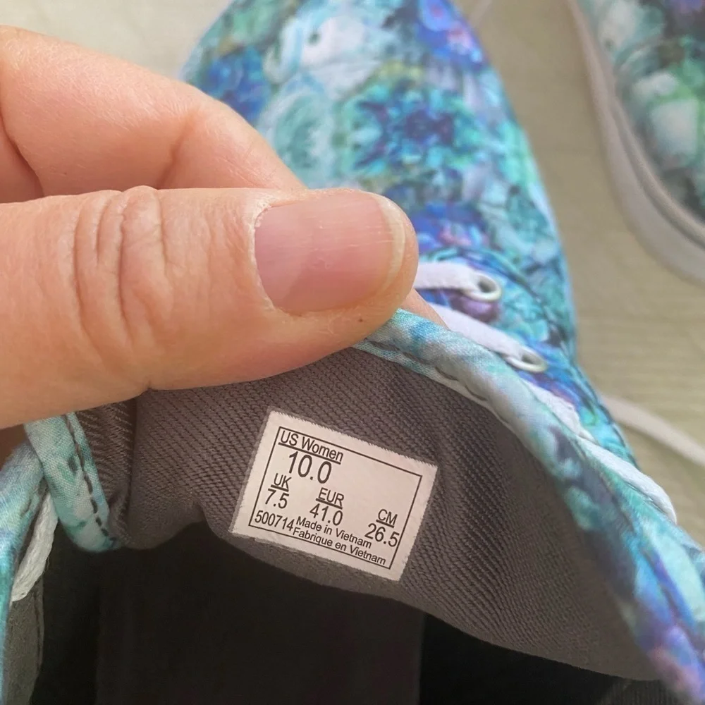 Vans Floral Print Green Blue Size 10 Womens Skate Shoes